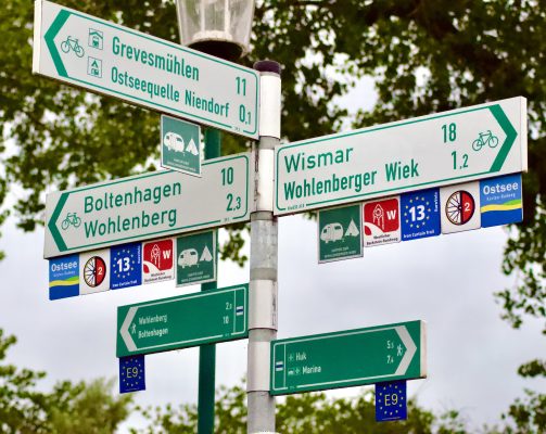 Fahrrad Wegweiser